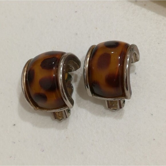Vintage Chunky  Brown Tan Silver Tone Clip On Earrings - Picture 2 of 6